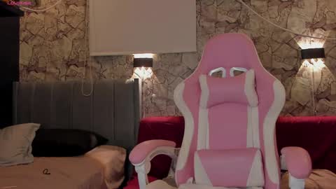 Snapshot of babycam7 chatting on 01/24/25, 03:11 Babycam online show from 01/24/25, 03:11