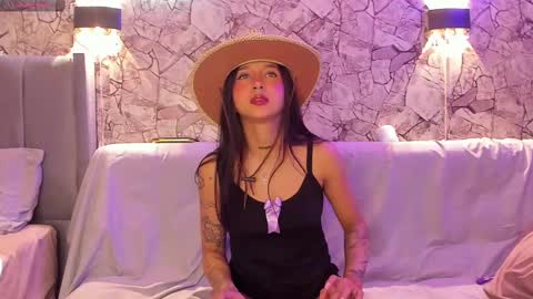 Snapshot of babycam7 chatting on 02/21/25, 06:59 Babycam online show from 02/21/25, 06:59