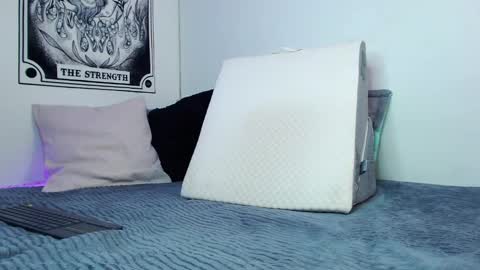 MARIA online show from 02/06/25, 03:16