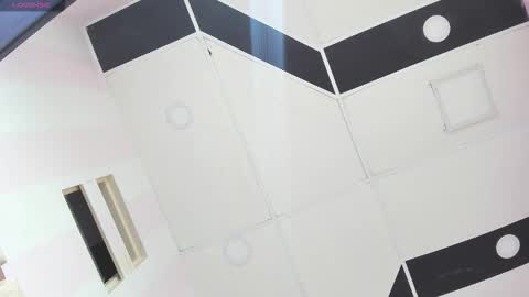 Snapshot of babycoral chatting on 10/30/25, 11:22 babycoral online show from 10/30/25, 11:22