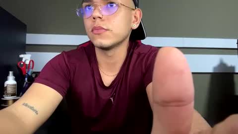 Snapshot of babycrazy24love chatting on 12/20/24, 12:19 babycrazy24love online show from 12/20/24, 12:19