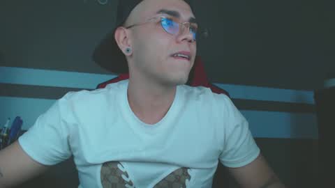 Snapshot of babycrazy24love chatting on 01/21/25, 12:25 babycrazy24love online show from 01/21/25, 12:25