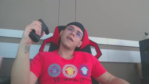 Snapshot of babycrazy24love chatting on 01/22/25, 09:43 babycrazy24love online show from 01/22/25, 09:43