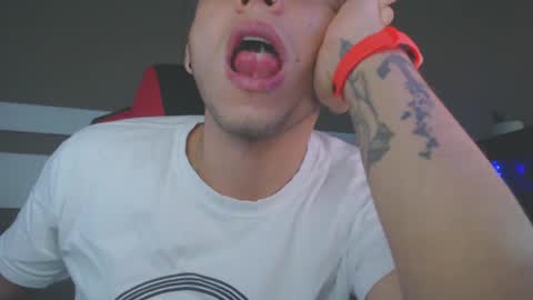 Snapshot of babycrazy24love chatting on 01/24/25, 12:09 babycrazy24love online show from 01/24/25, 12:09