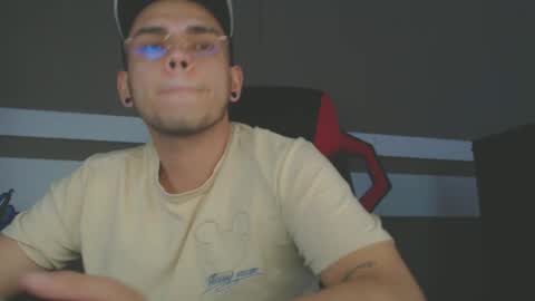 Snapshot of babycrazy24love chatting on 01/24/25, 10:30 babycrazy24love online show from 01/24/25, 10:30