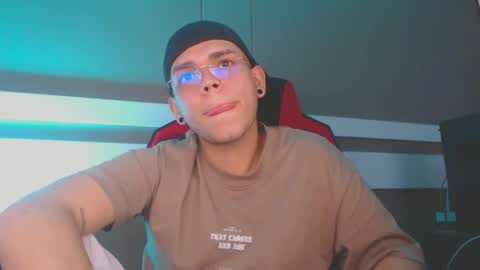 Snapshot of babycrazy24love chatting on 02/01/25, 11:58 babycrazy24love online show from 02/01/25, 11:58