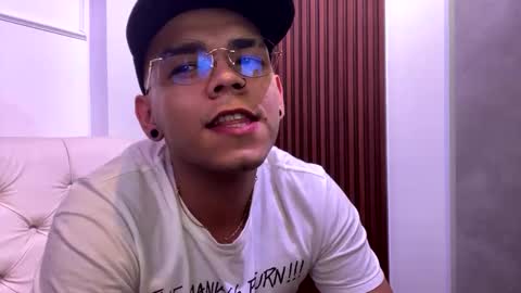 Snapshot of babycrazy24love chatting on 02/19/25, 11:14 babycrazy24love online show from 02/19/25, 11:14