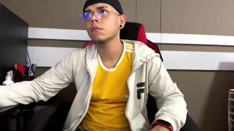 Snapshot of babycrazy24love chatting on 03/01/25, 11:50 babycrazy24love online show from 03/01/25, 11:50