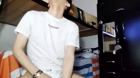 Snapshot of babydarkpink chatting on 04/07/26, 01:06 Dani online show from 04/07/26, 01:06