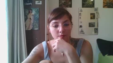 babydemon6 online show from 01/28/25, 08:47