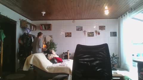 babydemon6 online show from 10/16/25, 08:10