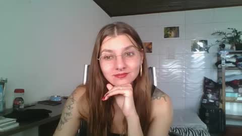 Snapshot of babydemon6 chatting on 04/30/26, 07:53 babydemon6 online show from 04/30/26, 07:53