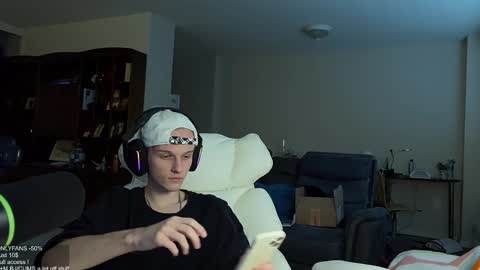 Big cock boy online show from 12/07/24, 07:54