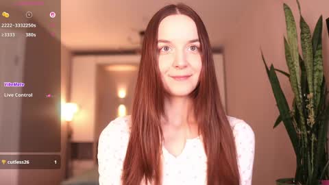 Snapshot of babyfawnn chatting on 04/10/26, 09:52 Kira online show from 04/10/26, 09:52