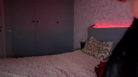 Snapshot of babyforyou2025 chatting on 11/29/25, 03:04 Mila online show from 11/29/25, 03:04