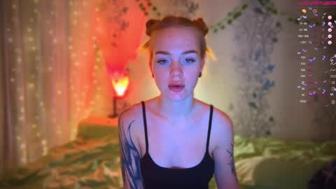 maddy online show from 02/07/25, 01:43