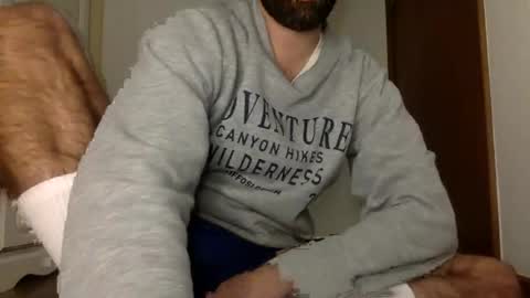 Snapshot of babyhardy chatting on 12/04/24, 11:35 Tom A.    online show from 12/04/24, 11:35