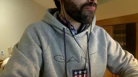 Snapshot of babyhardy chatting on 12/09/24, 11:56 Tom A.    online show from 12/09/24, 11:56