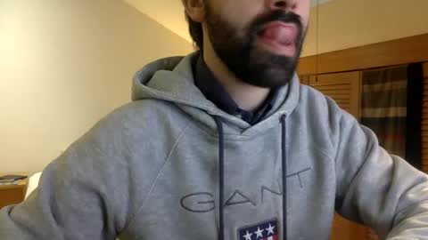 Snapshot of babyhardy chatting on 12/13/24, 11:23 Tom A.    online show from 12/13/24, 11:23