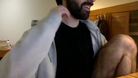 Snapshot of babyhardy chatting on 12/17/24, 08:21 Tom A.    online show from 12/17/24, 08:21