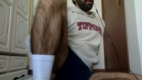 Snapshot of babyhardy chatting on 12/26/24, 12:59 Tom A.    online show from 12/26/24, 12:59