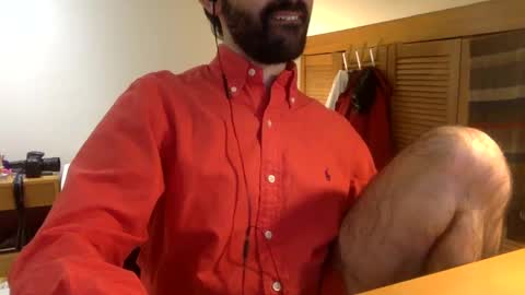 Snapshot of babyhardy chatting on 12/30/24, 07:53 Tom A.    online show from 12/30/24, 07:53