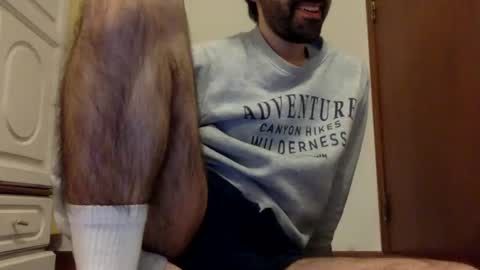 Snapshot of babyhardy chatting on 01/01/25, 10:46 Tom A.    online show from 01/01/25, 10:46