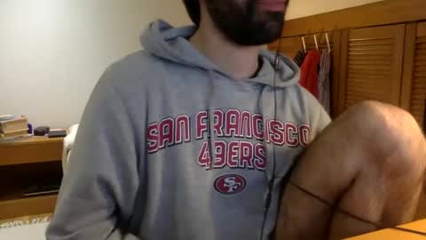 Snapshot of babyhardy chatting on 01/06/25, 11:09 Tom A.    online show from 01/06/25, 11:09