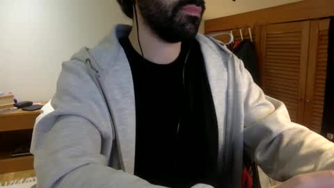 Snapshot of babyhardy chatting on 01/07/25, 11:03 Tom A.    online show from 01/07/25, 11:03