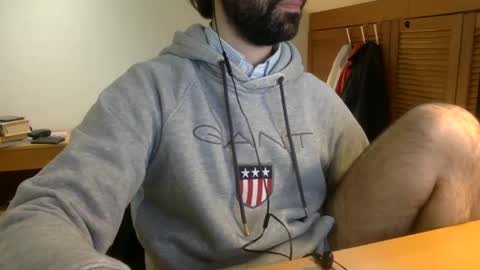 Snapshot of babyhardy chatting on 01/09/25, 12:09 Tom A.    online show from 01/09/25, 12:09