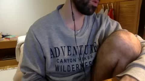 Snapshot of babyhardy chatting on 01/22/25, 07:03 Tom A.    online show from 01/22/25, 07:03