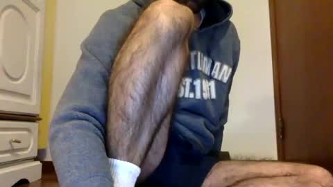 Snapshot of babyhardy chatting on 01/28/25, 11:50 Tom A.    online show from 01/28/25, 11:50