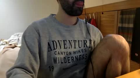 Snapshot of babyhardy chatting on 02/05/25, 11:44 Tom A.    online show from 02/05/25, 11:44