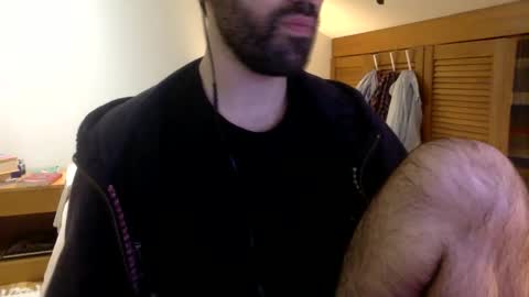 Snapshot of babyhardy chatting on 02/25/25, 11:44 Tom A.    online show from 02/25/25, 11:44