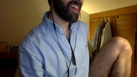 Snapshot of babyhardy chatting on 03/10/25, 11:27 Tom A.    online show from 03/10/25, 11:27