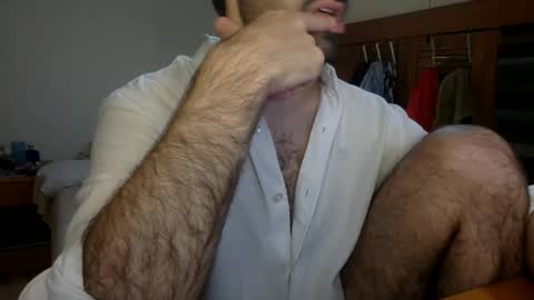 Snapshot of babyhardy chatting on 09/20/25, 04:08 Tom A.    online show from 09/20/25, 04:08