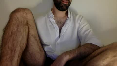 Snapshot of babyhardy chatting on 10/04/25, 07:39 Tom A.    online show from 10/04/25, 07:39