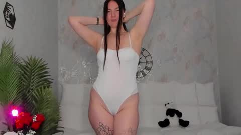 Sophia online show from 10/04/25, 04:54