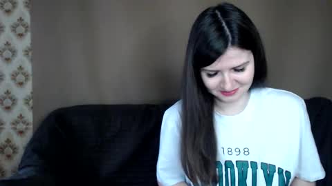 Snapshot of babykaten chatting on 11/09/25, 06:44 babykaten online show from 11/09/25, 06:44