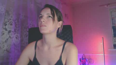 Snapshot of babymuro4ka chatting on 10/31/25, 06:09 Sonya online show from 10/31/25, 06:09