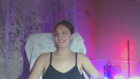 Snapshot of babymuro4ka chatting on 12/13/25, 07:53 Sonya online show from 12/13/25, 07:53