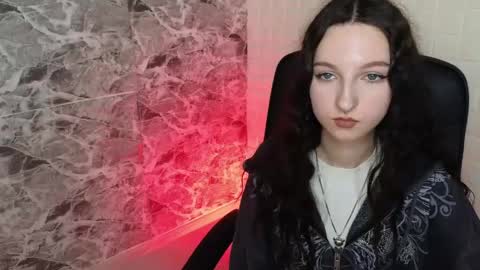 Snapshot of babynadin chatting on 04/24/26, 11:23 Nadin online show from 04/24/26, 11:23