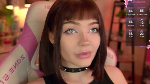 Nika online show from 11/21/25, 04:27