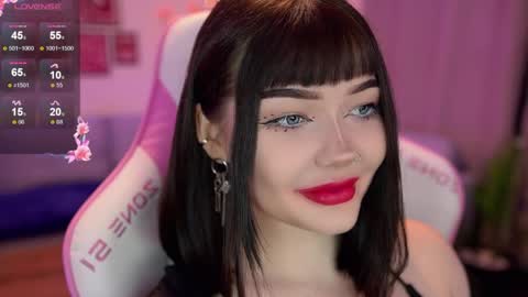 Snapshot of babyroxynill chatting on 04/20/26, 09:38 Nika online show from 04/20/26, 09:38