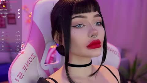 Snapshot of babyroxynill chatting on 06/03/26, 09:42 Nika online show from 06/03/26, 09:42