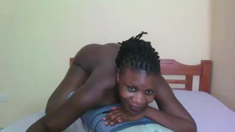 Snapshot of babyrozillah chatting on 05/30/26, 07:33 PRISCILLAH online show from 05/30/26, 07:33