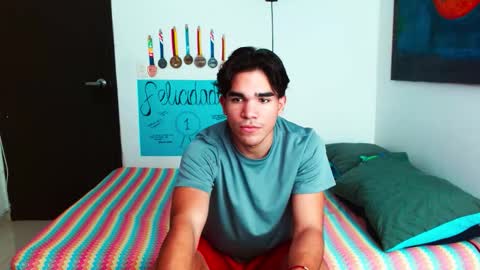 Snapshot of babysebasxxx chatting on 11/12/25, 08:08 sebas online show from 11/12/25, 08:08