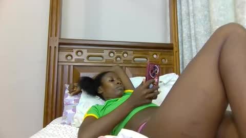 Snapshot of babytylerr chatting on 11/12/25, 07:31 babytylerr online show from 11/12/25, 07:31