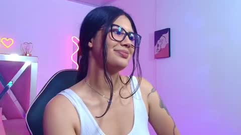  VENU  online show from 09/12/25, 03:39