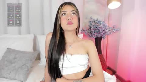 babyyfortune_ online show from 12/15/25, 09:41